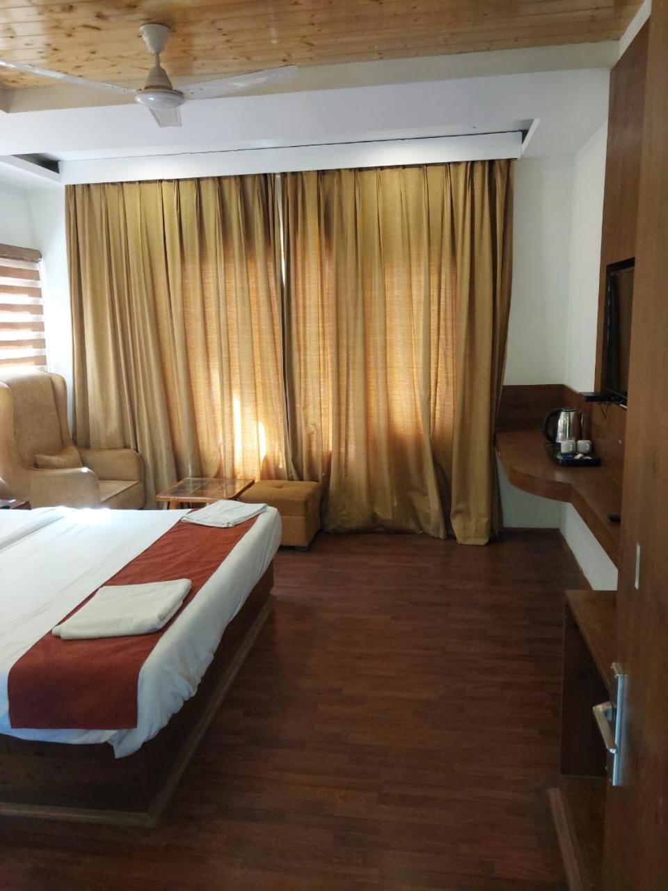 Hotel Di Villa Manali  Exterior photo